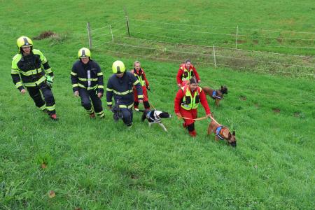 VAJA GZ CERKNICA V GRAHOVEM 07 FOTO LJUBO VUKELIČ